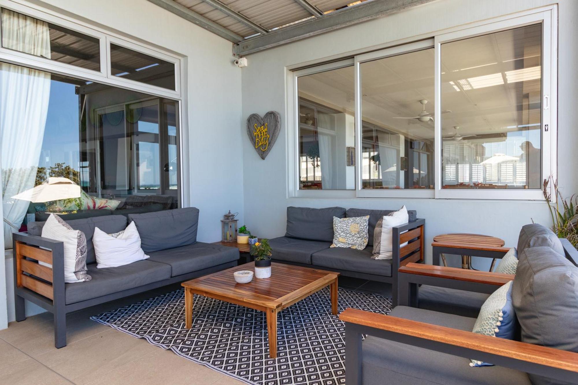 Morgan Bay Hotel Bagian luar foto